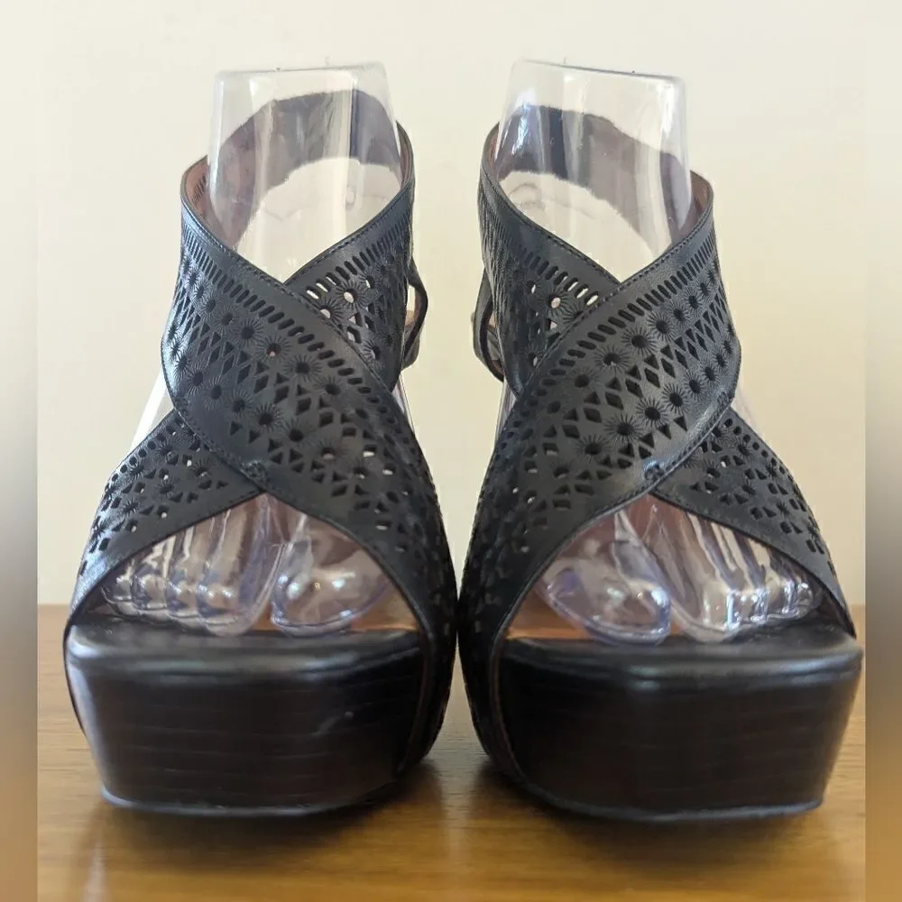 Diane Von Furstenberg Whimsigoth Dark Academia Witchy Feminine Heels 8 ½